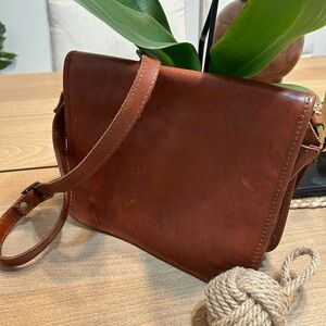 Vintage Cristina Rui Shoulder Bag Brown Leather  Adjustable Strap Purse